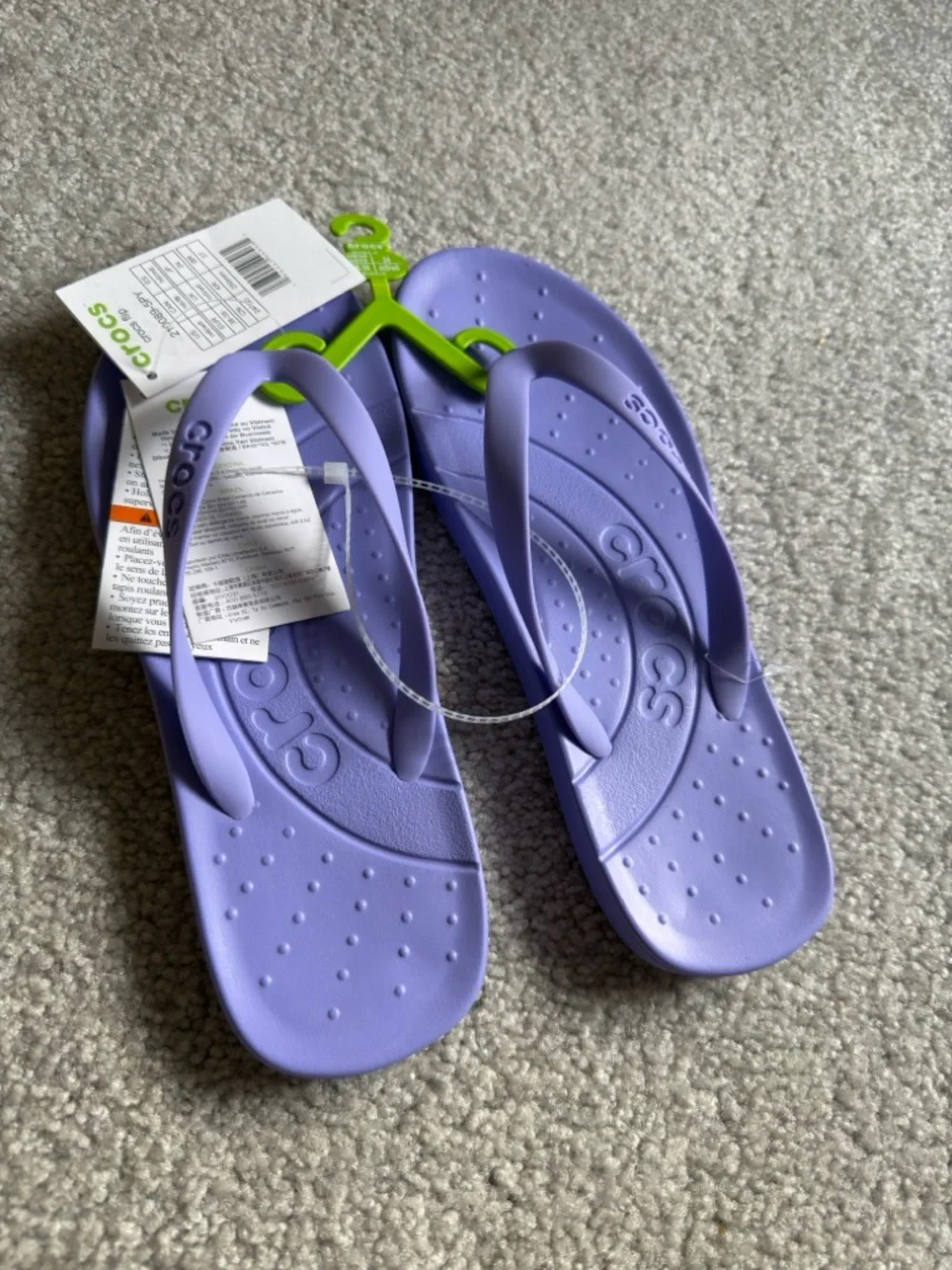 Crocs Flip Flop - Picture 2 of 6